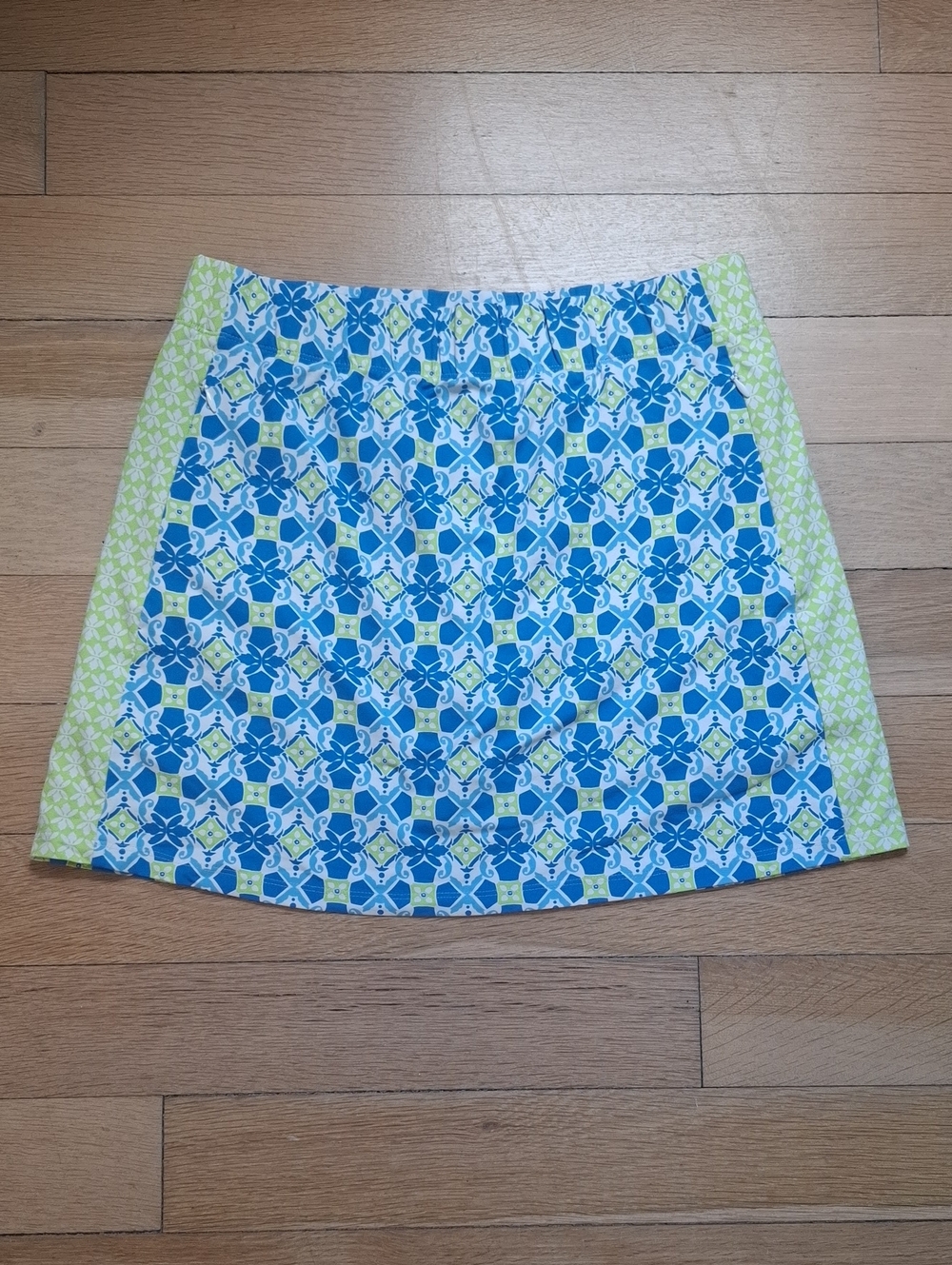 J. McLaughlin Printed Blue & Green A-Line Women's Skort